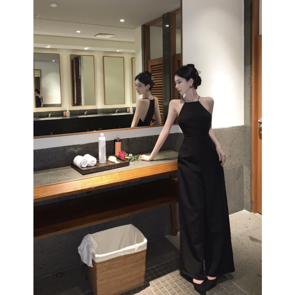 Jumpsuit đen dáng dài cố yếm khoét lưng - MS237