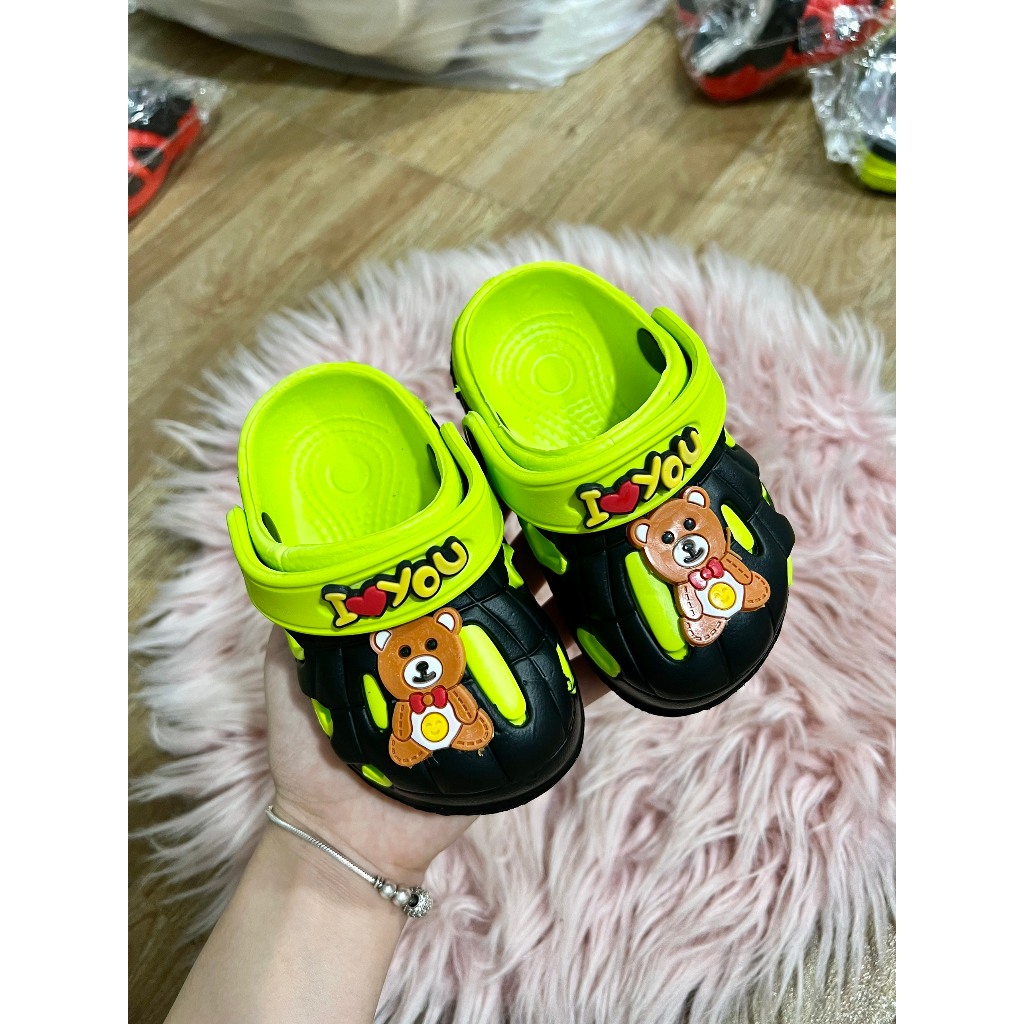 Dép sục cho bé trai bé gái chất PVC hàng đẹp