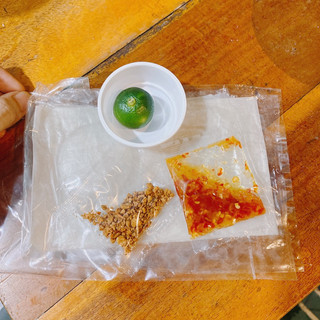 Bánh tráng ớt rim siêu cay
