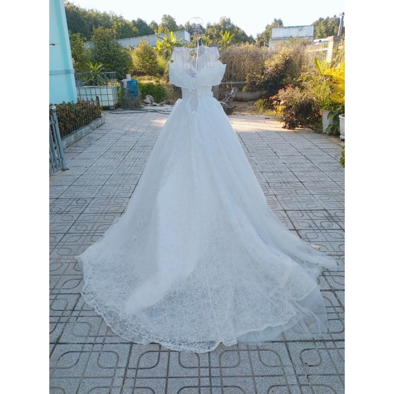 Váy cưới thanh lý