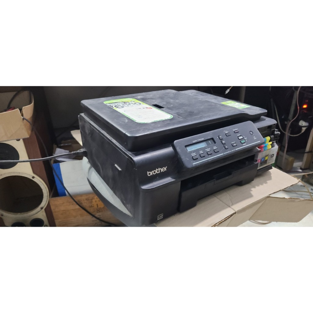 Xác máy in màu Đa Năng , Brother model : DCP T700W lổi bán xác