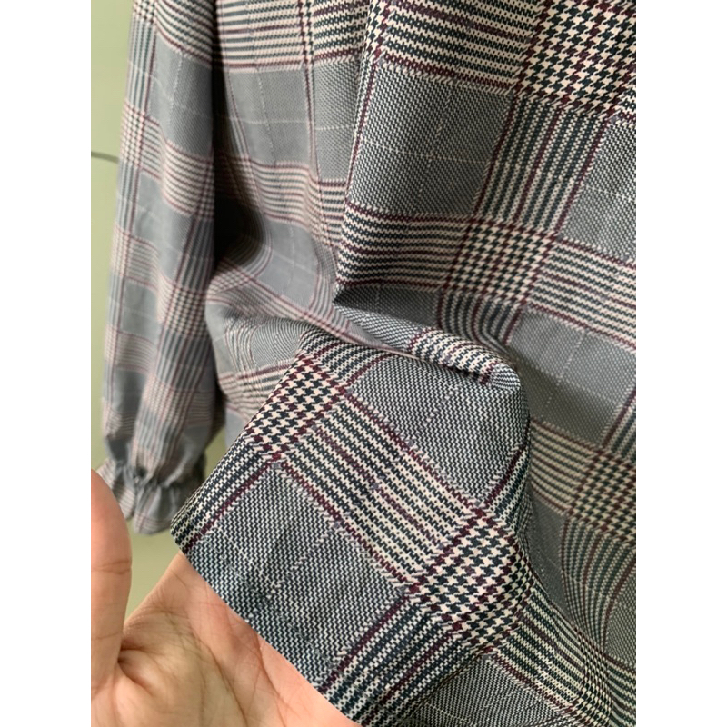 Áo caro cổ tiểu thư nhật