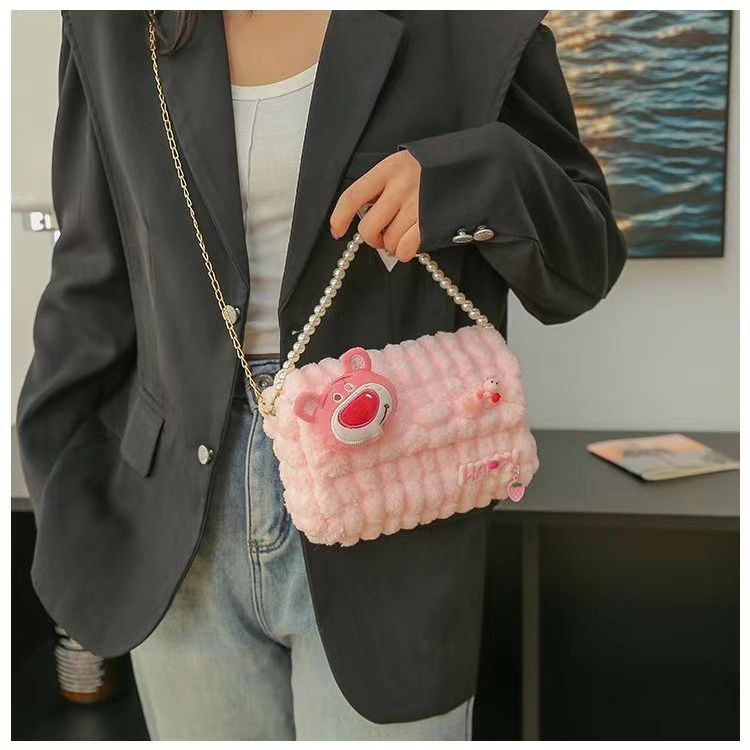 Túi đeo chéo túi handmade tự đan Thủ Công bear dâu quà sinh nhật，quà tết