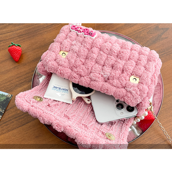 Túi đeo chéo túi handmade tự đan Thủ Công bear dâu quà sinh nhật，quà tết