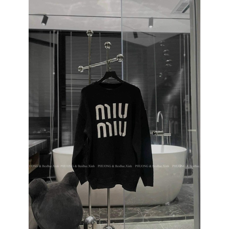 THE2001.STORE | Áo len miumiu dài tay phong cách Hàn Quốc