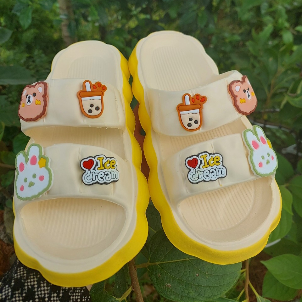 Dép 2 Quai Ngang Lainiki Kèm Ticker Siêu Xinh Đế 3cm Thời Trang Siêu Nhẹ 9016