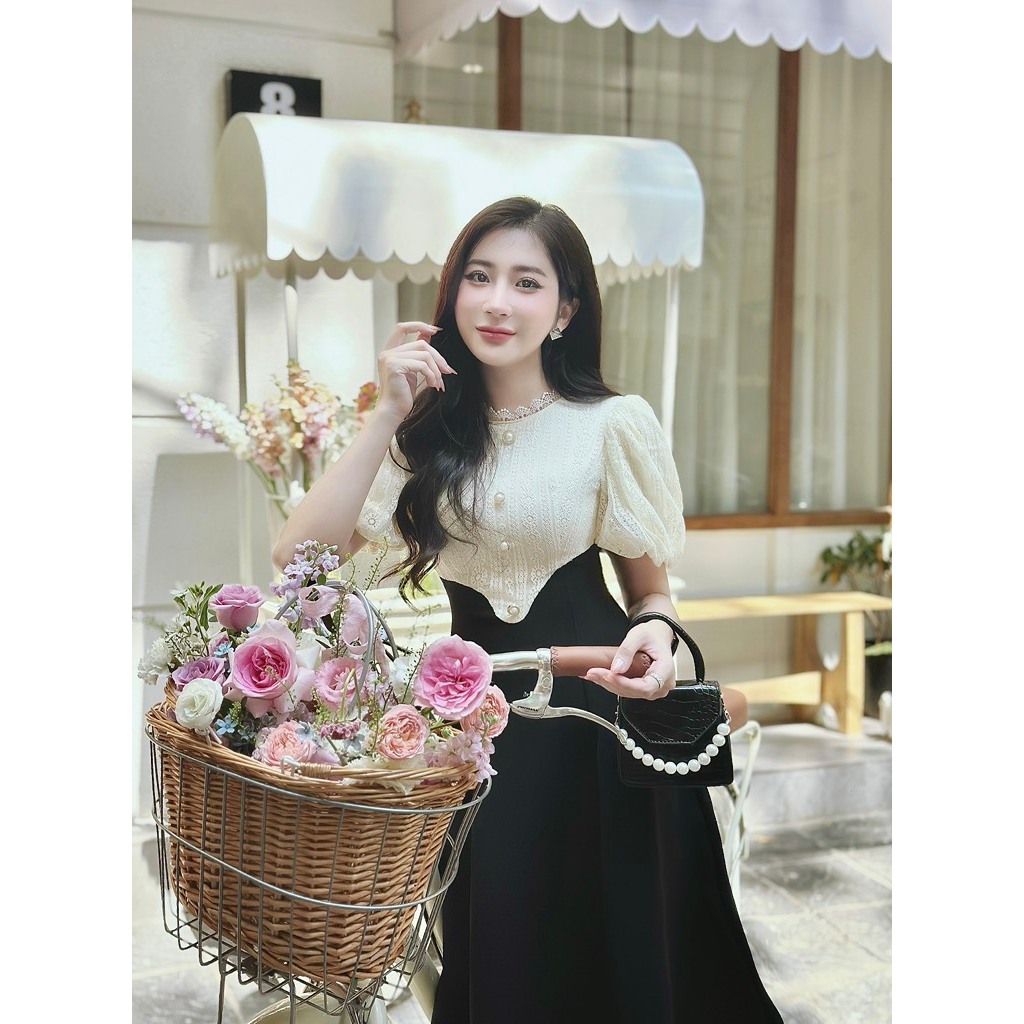 Khâu váy thiết kế ren phối đen xòe tuyết mưa phối ren nhẹ phù hợp đi làm đi chơi