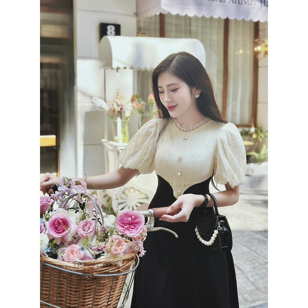 Khâu váy thiết kế ren phối đen xòe tuyết mưa phối ren nhẹ phù hợp đi làm đi chơi