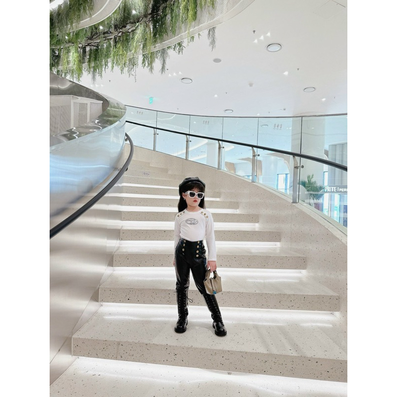 Set bộ quần lgging da bóng siêu chất cho bé gái