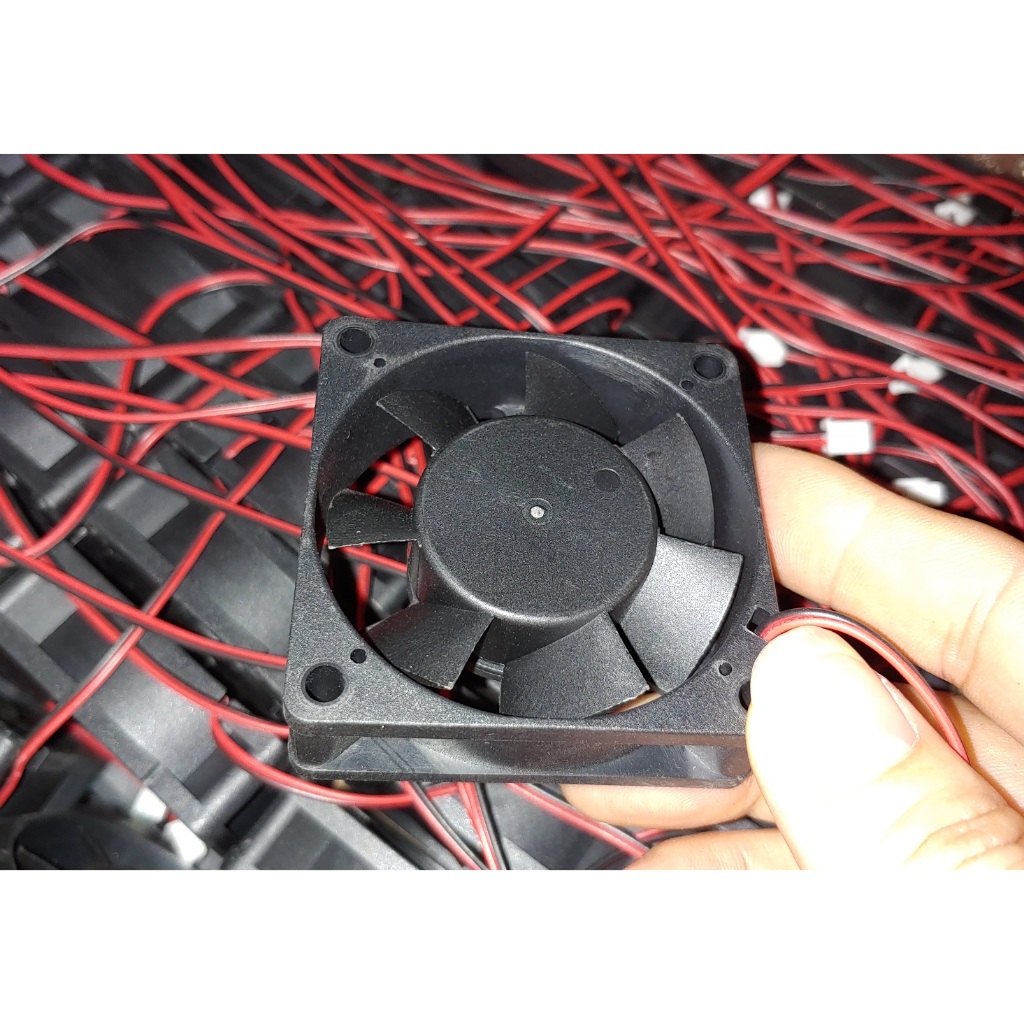 Quạt 6020 12v/0.2a 6x6x2cm mới