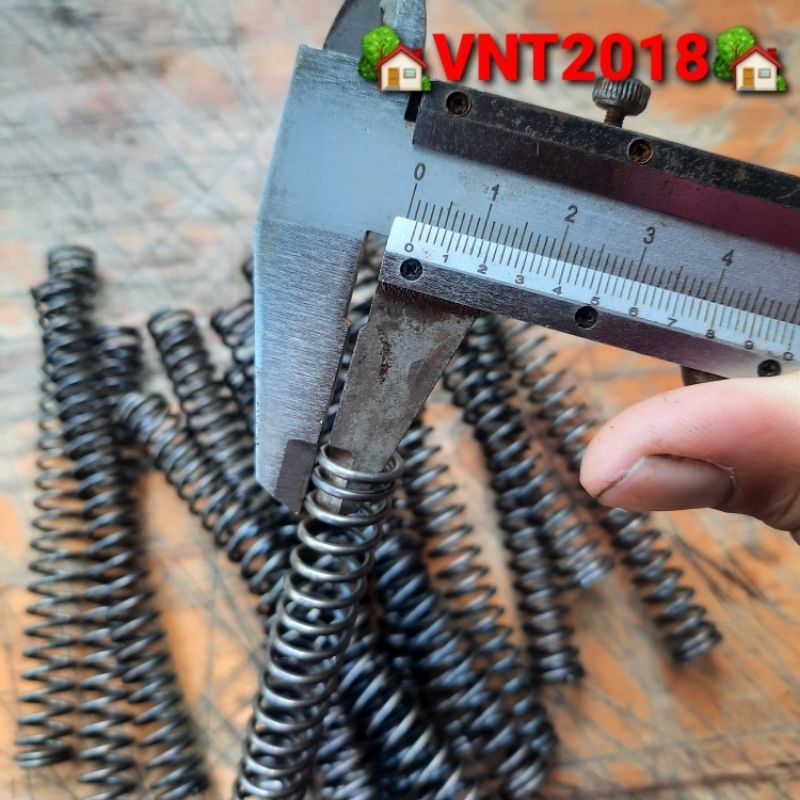 Lò xo nén thép phi 12mm sợi 1.4mm dài 120mm