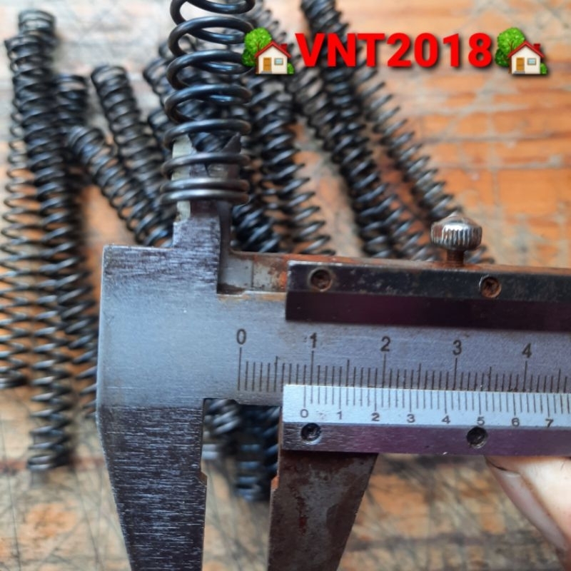 Lò xo nén thép phi 12mm sợi 1.4mm dài 120mm