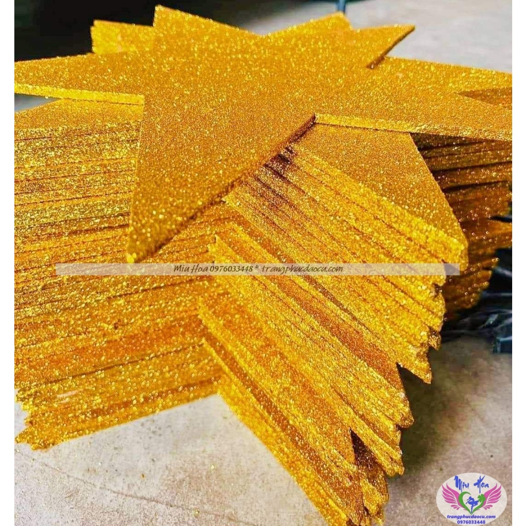 Đạo cụ Sao vàng biểu diễn chất liệu gỗ phủ kim tuyến vàng siêu đẹp (Combo 5 Ngôi Sao)