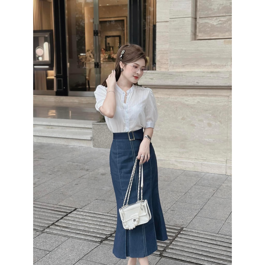 Set bộ đồ nữ áo sơ mi trắng cổ tàu tay phồng mix chân váy jeans đuôi cá tôn dáng với 2 tone màu basic, siêu hot