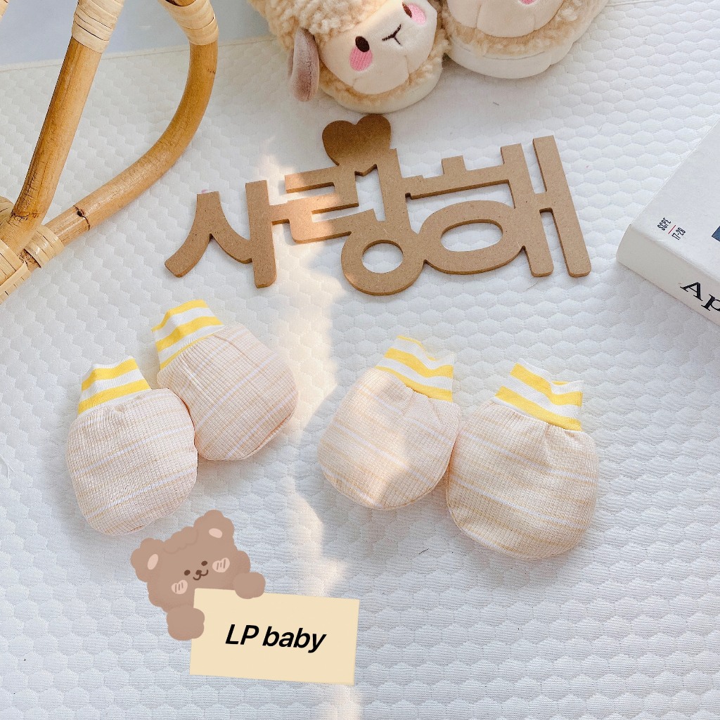 Sét 2 đôi bao tay KẺ NỈ HÀN QUỐC ẤM ÁP cho bé BT5