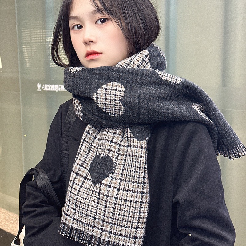 Khăn Len Ép Choàng Hoạ Tiết Kẻ Tim 2 Mặt Mềm Mịn Cao Cấp Siêu Hot