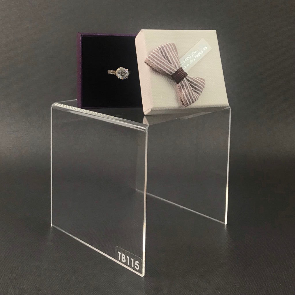 Kệ trưng bày mica 3 mặt uốn Enter TB113 50x50x50mm mica dày 2mm