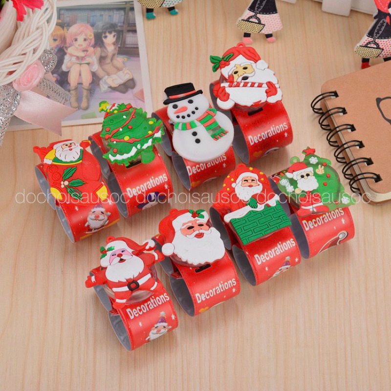 Vòng tay noel phát sáng có đèn, đồng hồ đeo tay đồ dùng làm quà giáng sinh cho bé