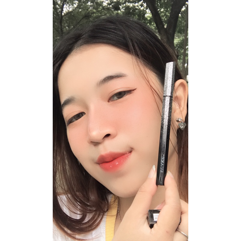 Bút kẻ mắt kháng nước không nhòe mềm mượt dành cho người mới bắt đầu