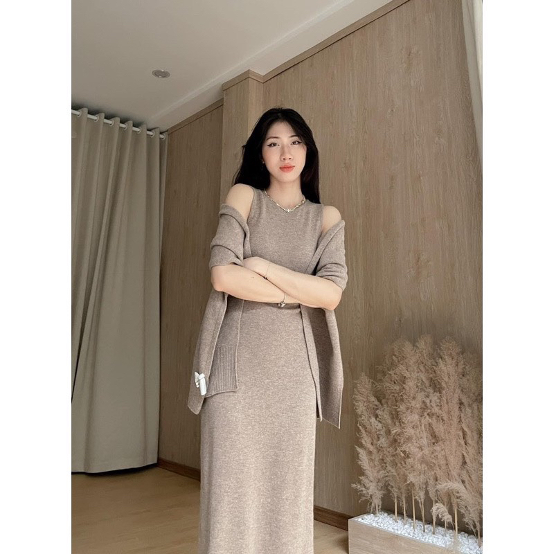 ĐẦM MAXI SÁT NÁCH KÈM KHĂN CHOÀNG