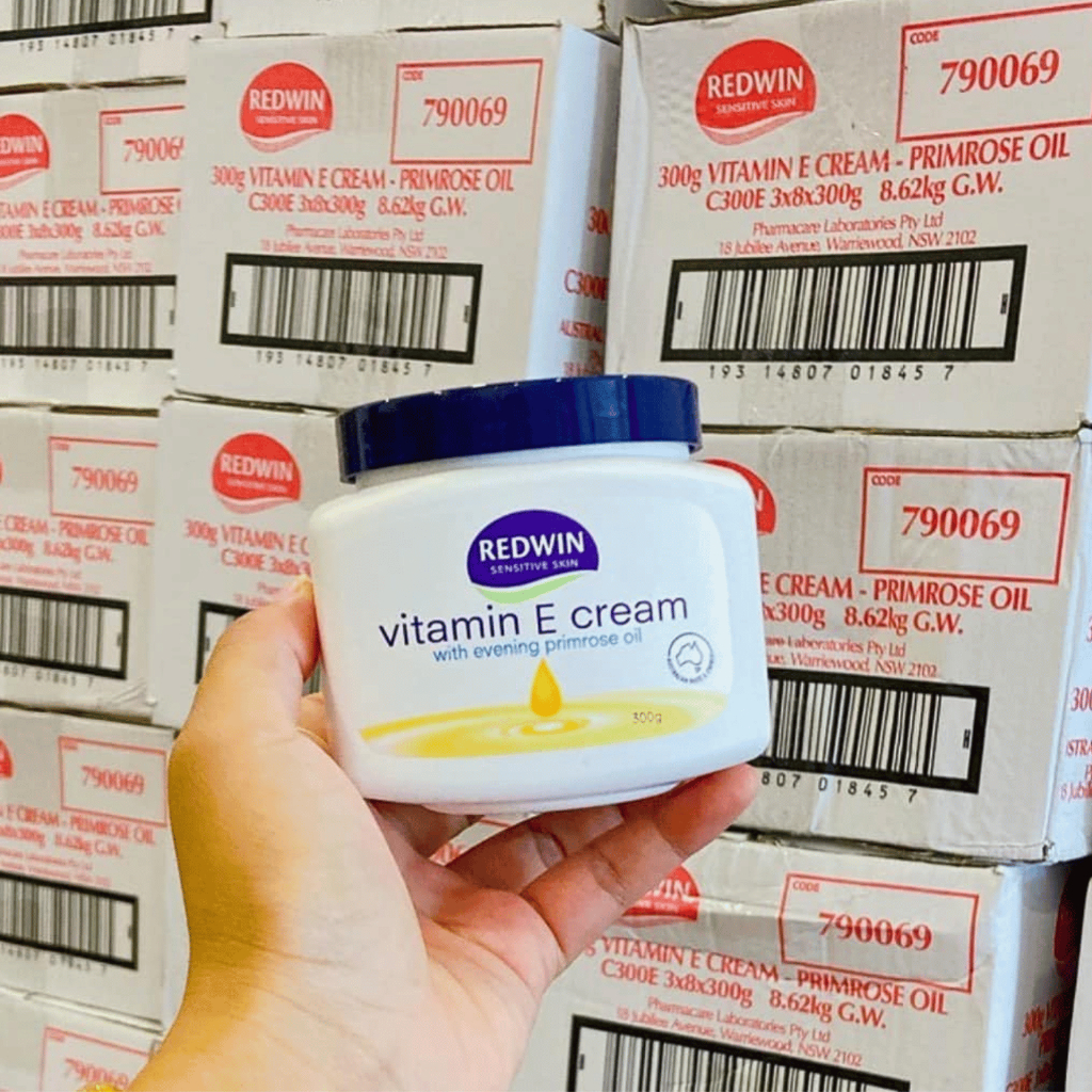 Kem dưỡng ẩm Redwin Vitamin E cream