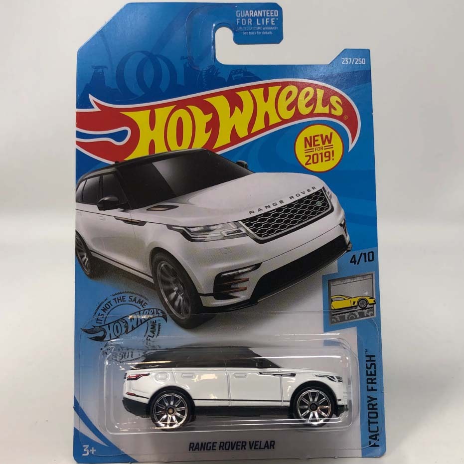 Xe mô hình Hot Wheels Range Rover Velar Kroger Exclusive
