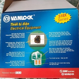 Ổ Cắm 3 Lỗ+ Đế Nổi VANLOCK SINO