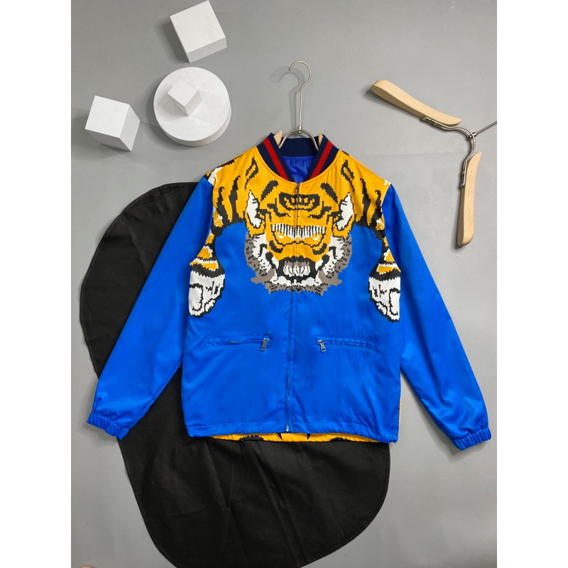 Áo khoác gc tiger hổ vàng phối tay xanh,áo khoác bomber hoạ tiết in gc hổ tiger xanh vàng phong cách