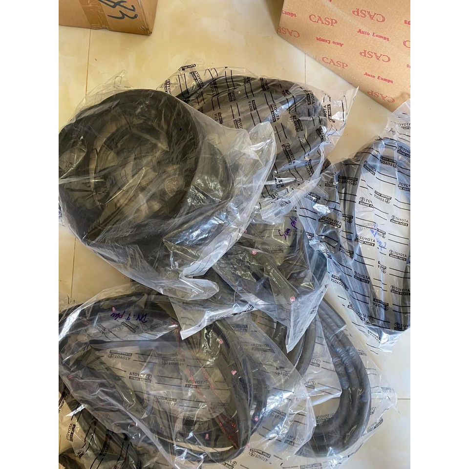 Gioăng thân xe/cánh cửa innova toyoyota 2006-2015