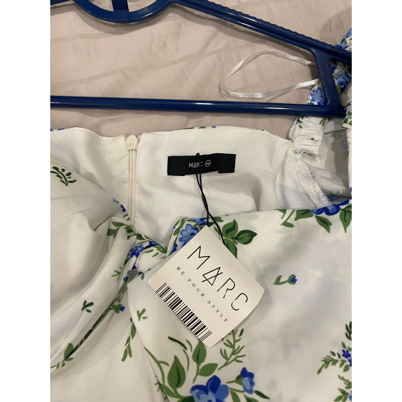 Thanh lý váy Marc size M