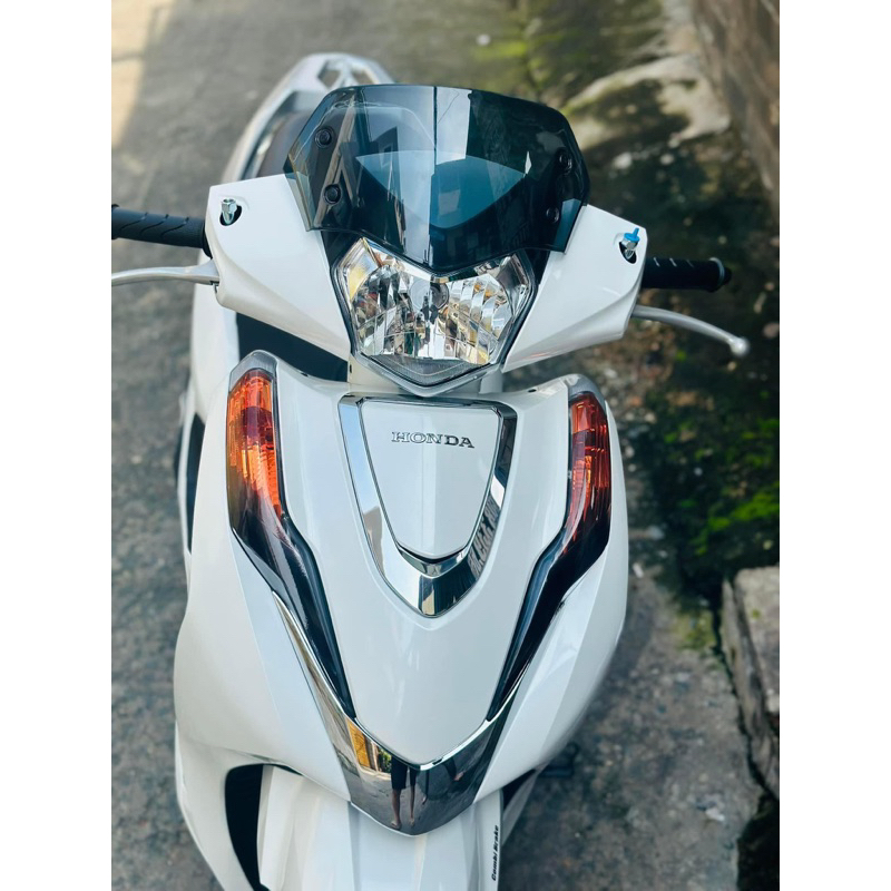 Decal Demi Dán Đèn Lead 2018-2023