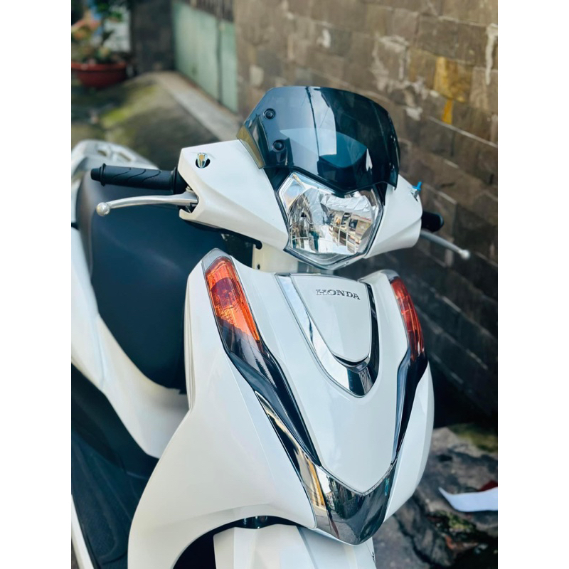 Decal Demi Dán Đèn Lead 2018-2023