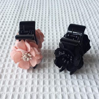 Kẹp tóc càng cua 3 răng hoa vải lụa rya 71508