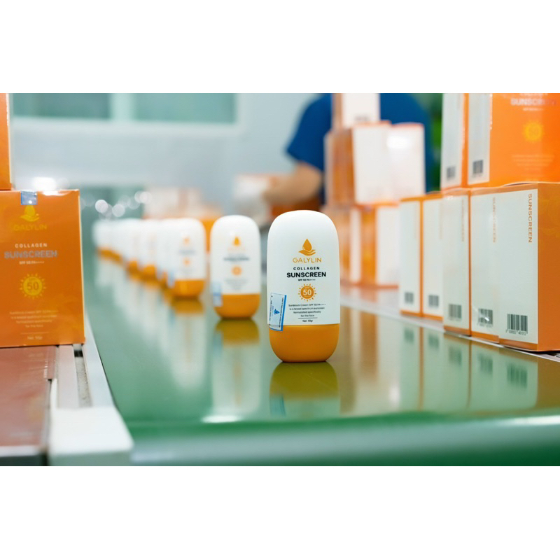 KEM CHỐNG NẮNG COLLAGEN NÂNG TONE TỰ NHIÊN-KHÔNG LỘ VÂN KEM