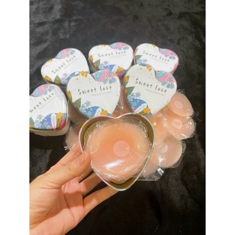 Hộp 10 miếng dán ty silicon hình trái tim