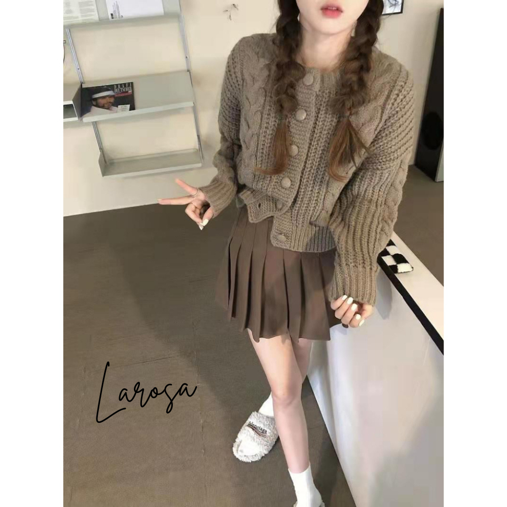 Áo khoác cardigan , áo khoác len cardigan màu trắng màu nâu cổ tròn cúc bọc vải len thừng QCCC loại 1 không xù Larosa
