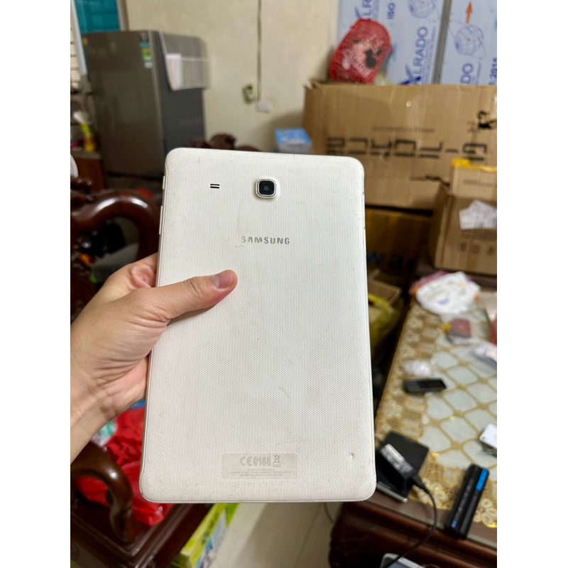 Máy tính bảng Galaxy Tab E 9.6