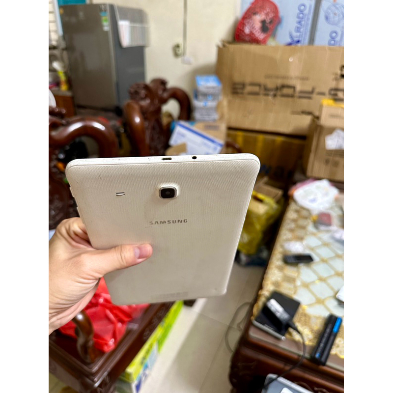 Máy tính bảng Galaxy Tab E 9.6