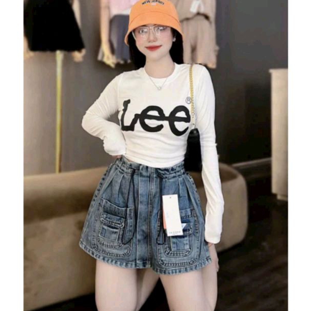 Áo thun nữ body tay dài cổ tròn in chữ LEE phong cách hiện đại