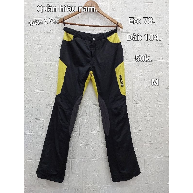 Quần gió hàng hiệu dành cho nam.