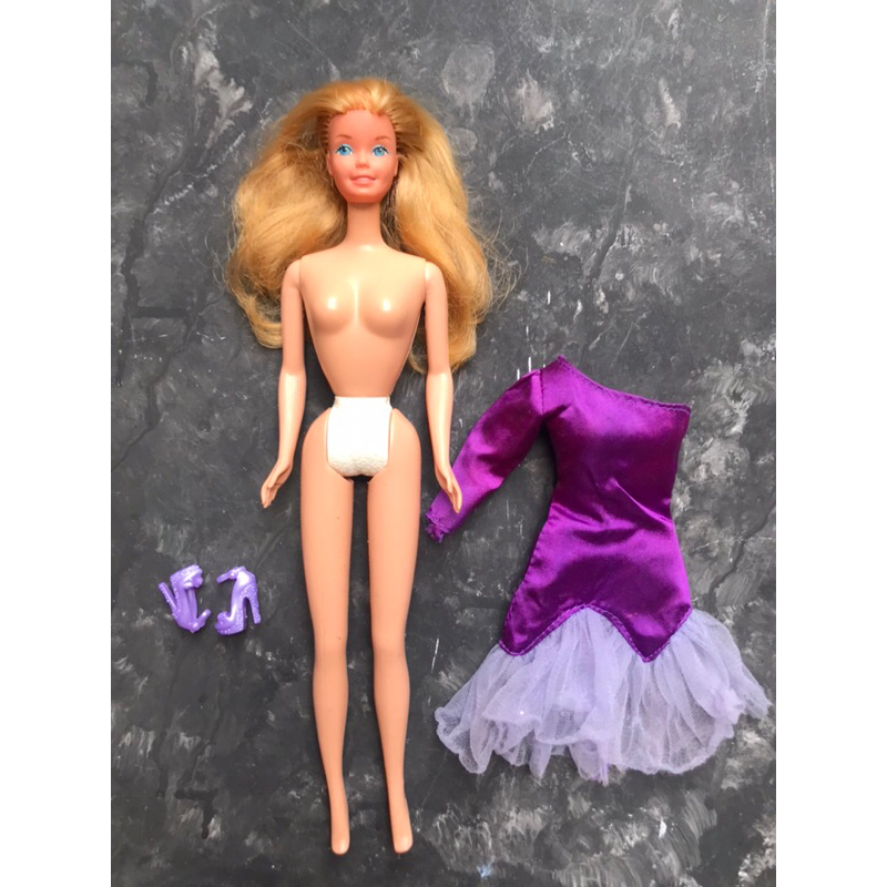 Búp bê barbie vintage đầm tím