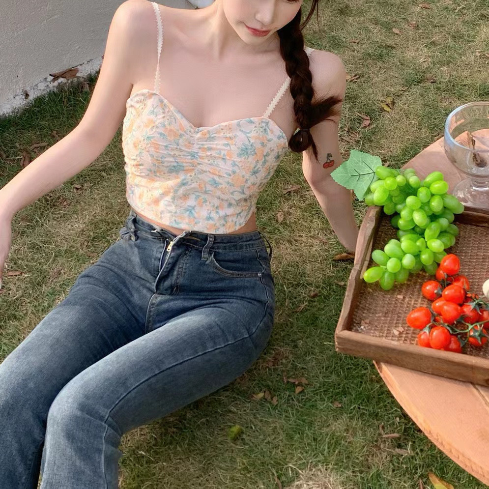 Áo Croptop 2 Dây Cúp Ngực Họa Tiết Hoa Nhí - Chuly