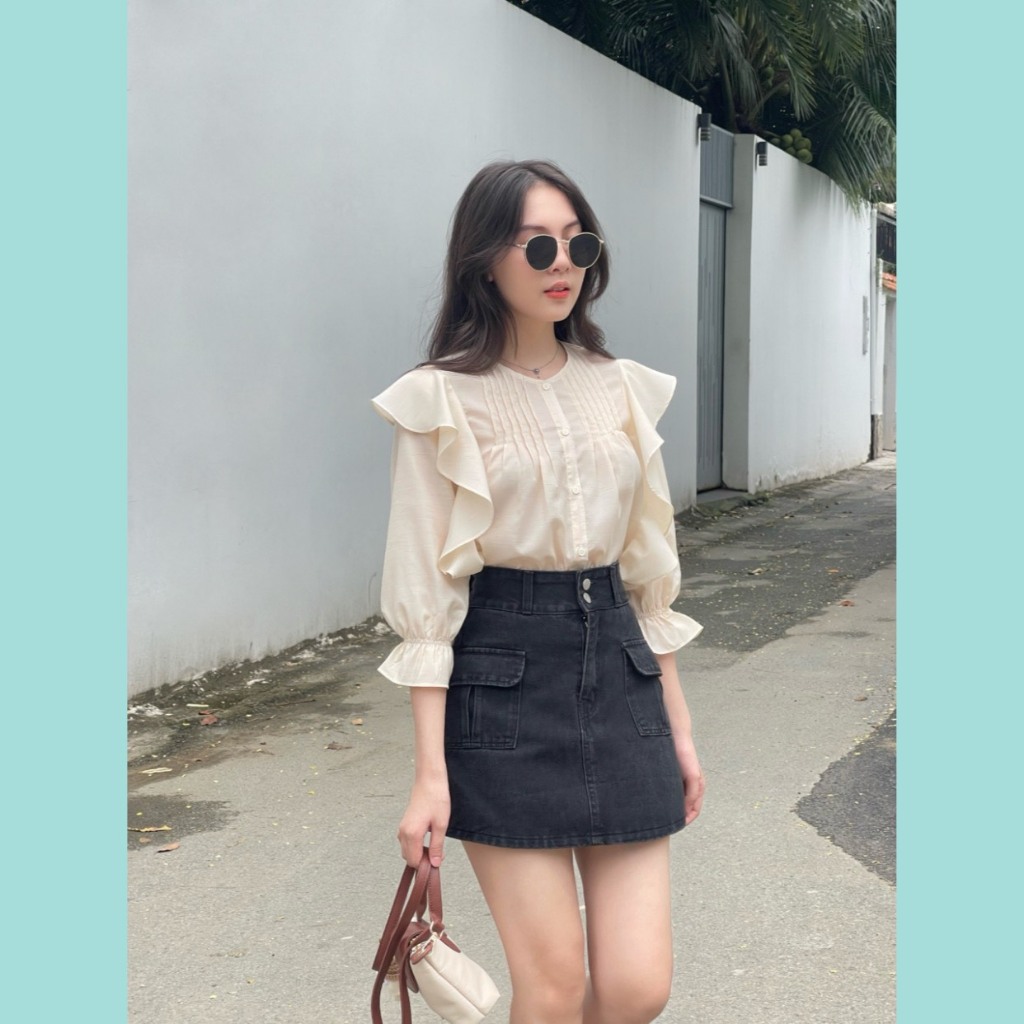 Áo sơ mi kem ODS xếp ly xương cá 2 bên cổ, bèo vai, tay lỡ, cúc dọc năng động trẻ trung hiện đại - CL7