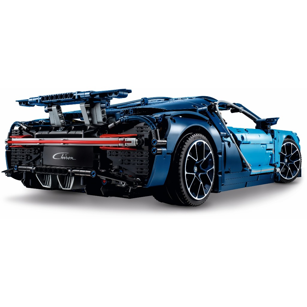 LEGO Technic 42083 Siêu xe Bugatti Chiron