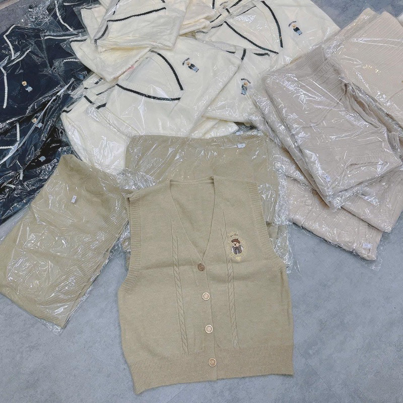 Áo Gile Gấu Teddy Len Co Giãn
