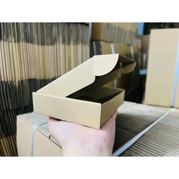 Combo 10 Hộp Carton Nắp Gài Aó 20x15x5 cm