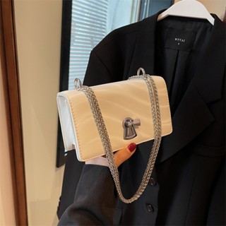  Túi xách kẹp nách nữ đeo vai MINGA  vân lượn sóng khóa xoay tiện lợi sang chảnh dự tiệc 6078 A-11 