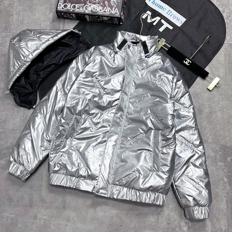 Áo khoác phao bạc nam nữ Dolce poly bóng dập vân chữ Wecome trần bông lót gió 3 lớp mũ phong cách cháy phố