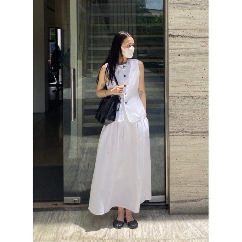 Áo Khue House linen vest new - tặng chân váy