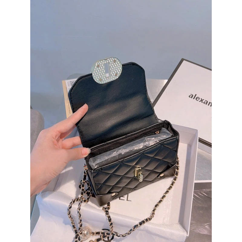 Túi xách nữ dáng hộp đẹp , thiết kế cầm tay và đeo chéo trẻ trung